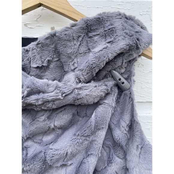 CHI BY CARLOS FALCHI VEST Sz Small GRAY FAUX FUR DRAPED OPEN FRONT - Picture 2 of 5